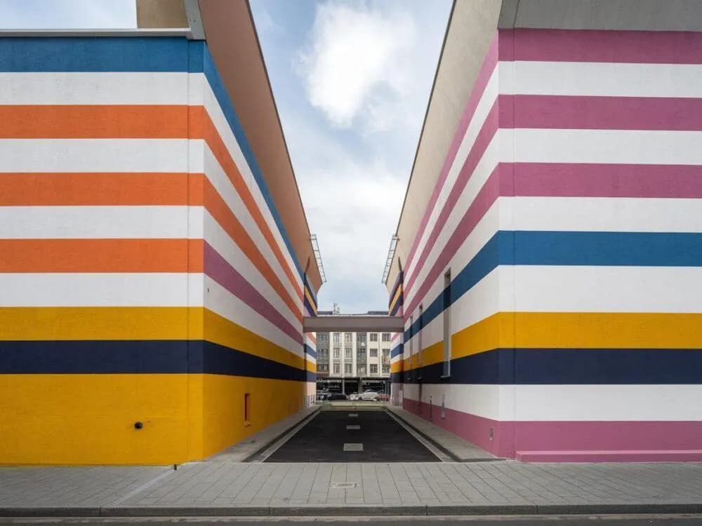 Inspirujące Paski na Elewacji: Galeria Zdjęć i Praktyczne Porady
