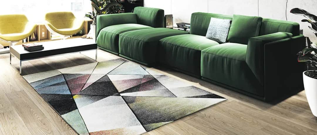 Jaki dywan do zielonej kanapy - nie popełnij tych 5 błędów w wyborze